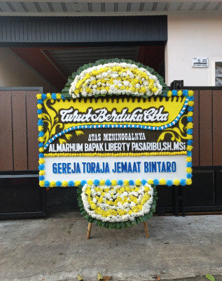 Papan Bunga Duka di Prapatan