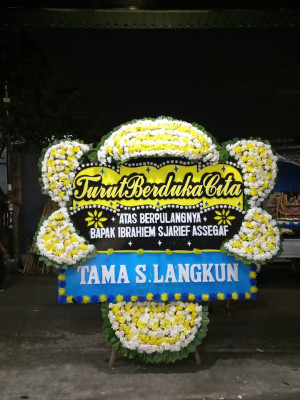 Papan Bunga Duka di Prapatan